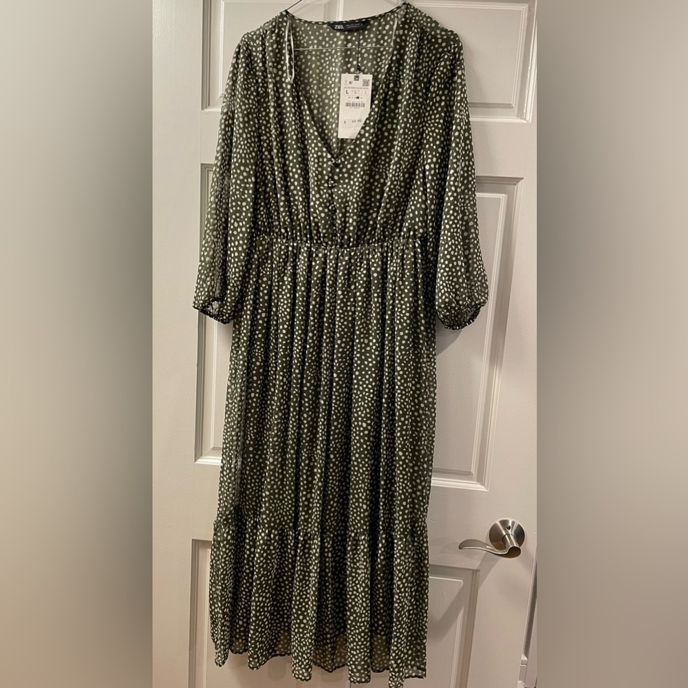 Zara midi dress - green with polka dots (size L) -NWT